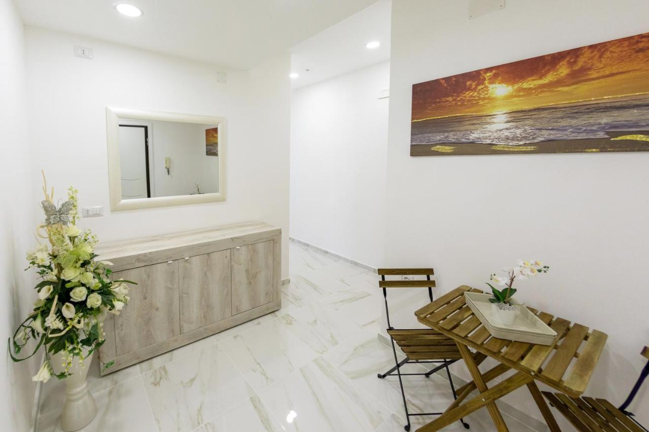 נאפולי B&B Mary Sant'Elia מראה חיצוני תמונה