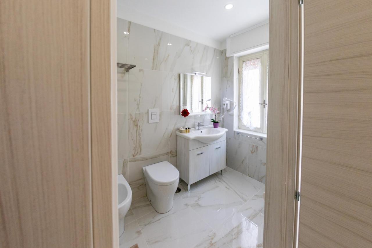 נאפולי B&B Mary Sant'Elia מראה חיצוני תמונה