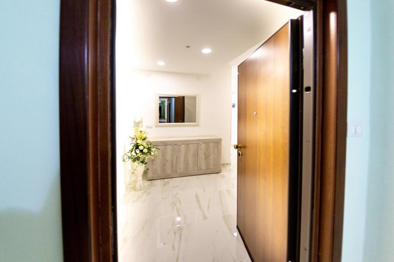 נאפולי B&B Mary Sant'Elia מראה חיצוני תמונה